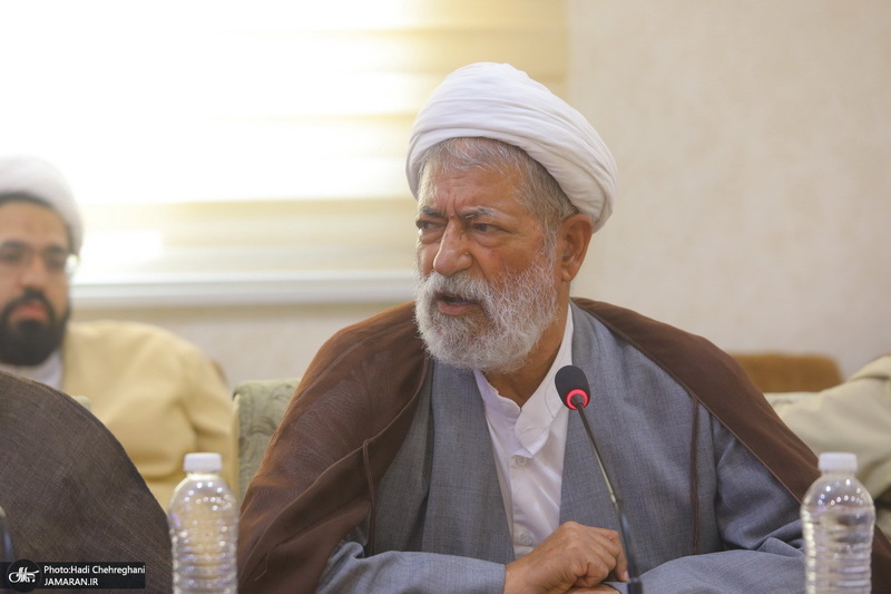 سفر رئیس جمهوری به قم و دیدار با مراجع و علما -2
