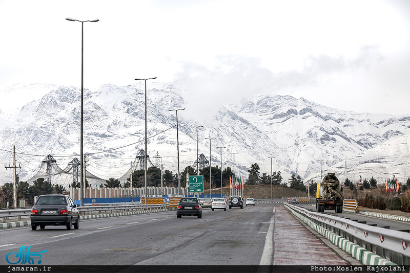 تصاویر زیبایی از برف امروز تهران 