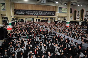 عزاداری هیئت‌های دانشجویی به مناسبت اربعین در حسینیه امام خمینی