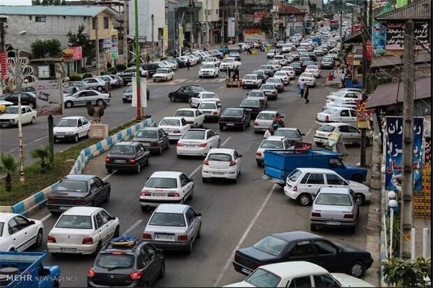 تردد خودروها در سطح شهر قزوین ۱۸ درصد افزایش یافت