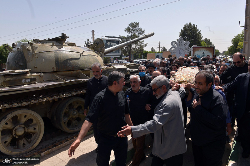 مراسم تشییع و خاکسپاری مادر شهیدان صنیع خانی