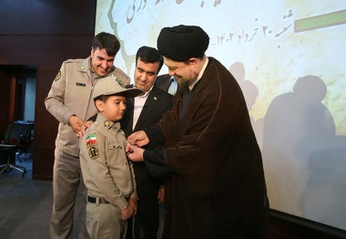 مراسم آیین تجلیل از محیط بانان نمونه کشور در حرم مطهر امام خمینی (س) با حضور یادگار امام
