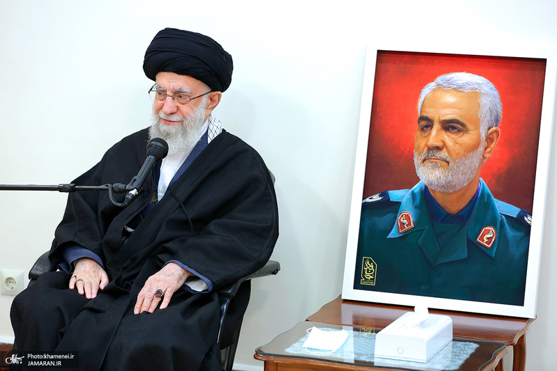 دیدار خانواده و اعضای ستاد بزرگداشت سردار سلیمانی با رهبر معظم انقلاب