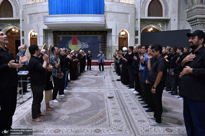 مراسم عزاداری ظهر عاشورا در حرم مطهر امام خمینی