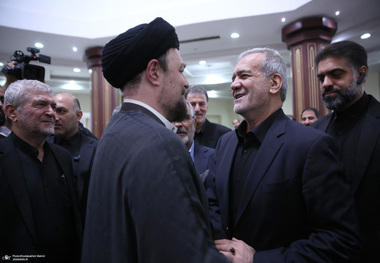 حاشیه تجدید میثاق رئیس جمهور و اعضای هیات دولت با آرمان‌های حضرت امام (س) 