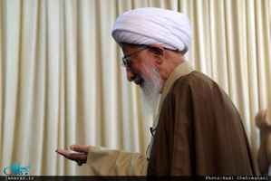 اقامه نماز عید سعید قربان در روستای احمدآباد دماوند توسط آیت الله العظمی جوادی آملی