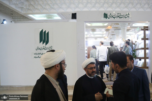 حضور حجت الاسلام و المسلمین علی کمساری در سی و ششمین نمایشگاه کتاب تهران