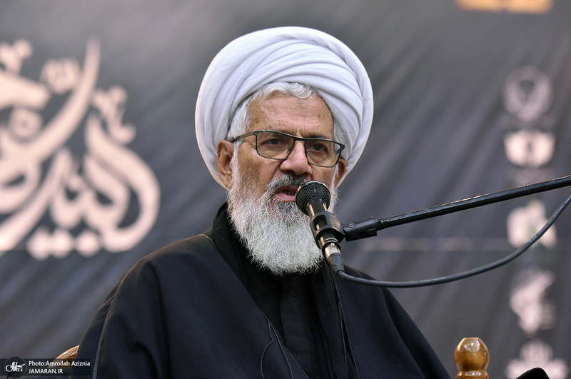 دومین شب عزاداری حضرت اباعبدالله الحسین (ع) در حرم امام خمینی