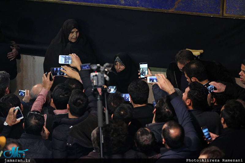 مراسم وداع با پیکر آیت الله هاشمی رفسنجانی(ره) در حسینیه جماران-13