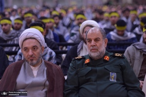 گردهمایی مسئولین بسیج دانشجویی و طلاب بسیجی در حرم امام با سخنرانی رئیس‌جمهور پزشکیان (21)