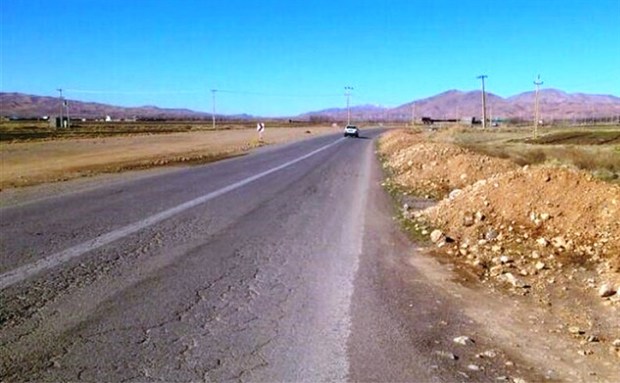 آسفالت جاده هفت روستای رومشکان به بهره‌برداری رسید