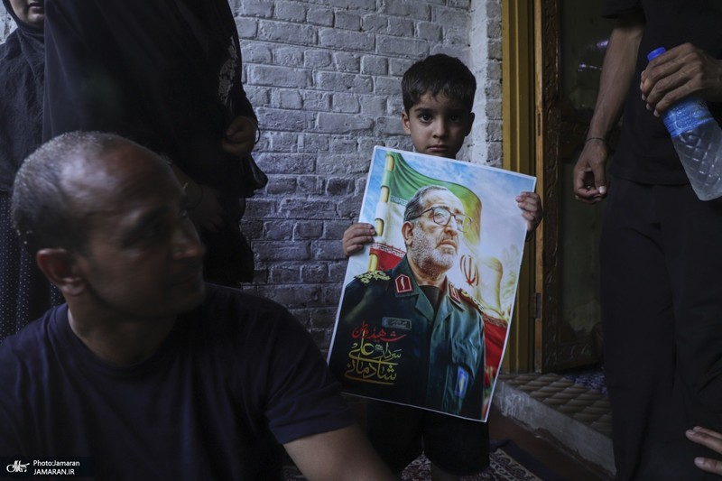 عزاداری سنتی کشمیری‌ها روی قایق