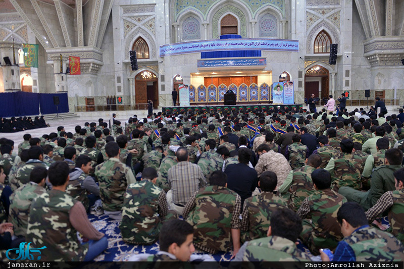 تجدید میثاق دانش آموزان بسیجی با آرمان های امام خمینی(س)