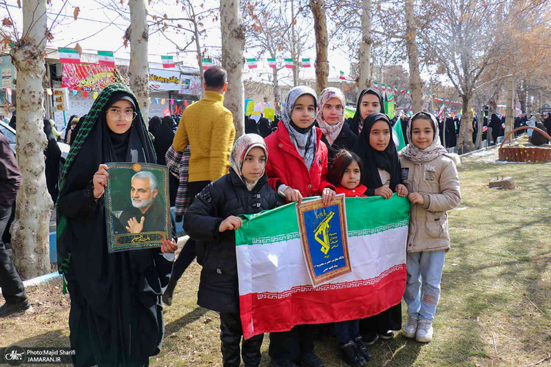 راهپیمایی باشکوه 22 بهمن در خمین