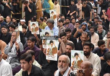 گزارش تصویری/ حمایت عزاداران پاکستانی از مقام معظم رهبری