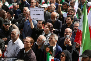 مراسم تشییع پیکرهای مطهر 84 شهید قهرمان ناوشکن دنا -1