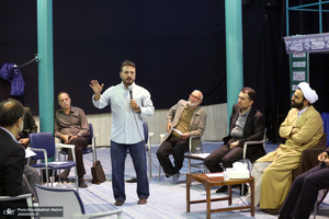 هم اندیشی معاونین پرورشی آم.زشی و پرورش و موسسه تنظیم و نشر آثار امام خمینی در حسینیه جماران