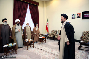 حاشیه تجدید میثاق اعضای مجلس خبرگان رهبری با آرمان های امام خمینی (س)