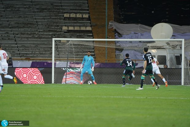 ویدیوی درگیری عجیب بیرانوند با میلاد محمدی