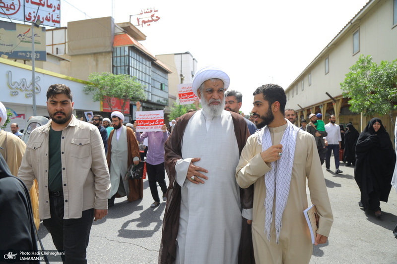 راهپیمایی نمازگزاران قمی در محکومیت جنایات رژیم صهیونیستی