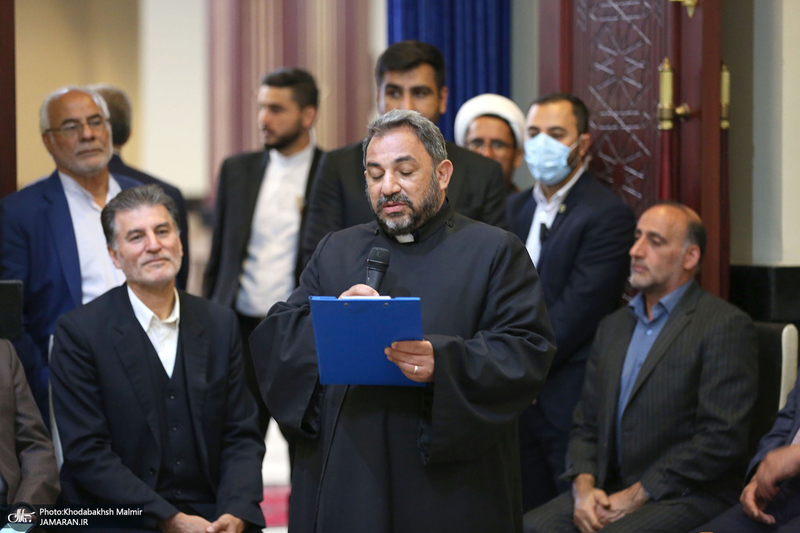 دیدار جمعی از نمایندگان پیروان ادیان الهی با سید حسن خمینی