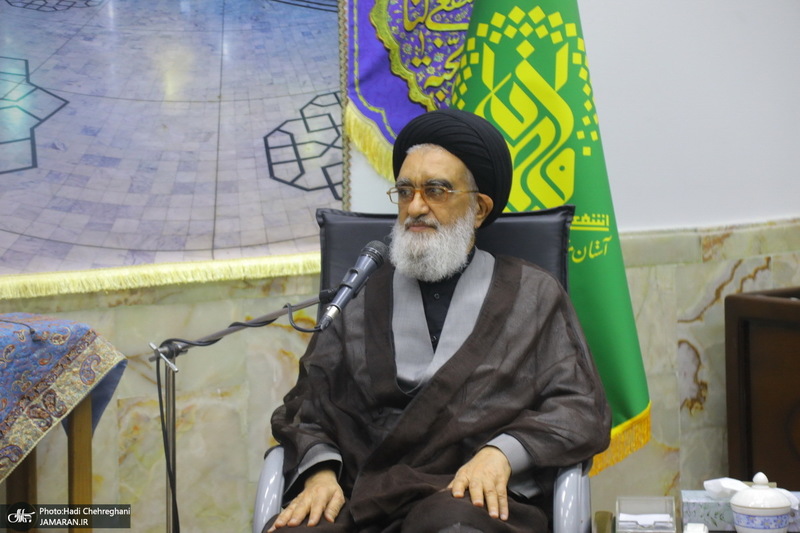 سفر رئیس جمهوری به قم و دیدار با مراجع و علما -1