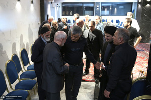 حضور سید حسن خمینی در منزل آیت الله امام جمارانی