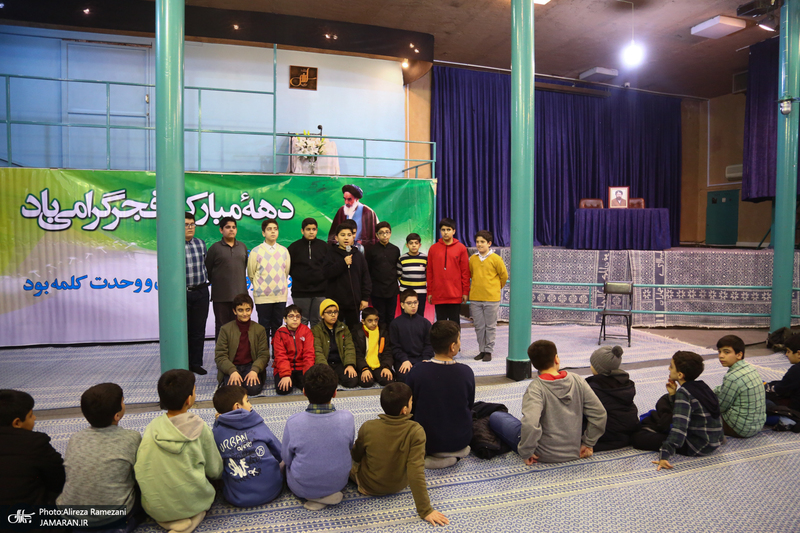 بازدید اقشار مختلف مردم از بیت امام خمینی (س) در جماران-5