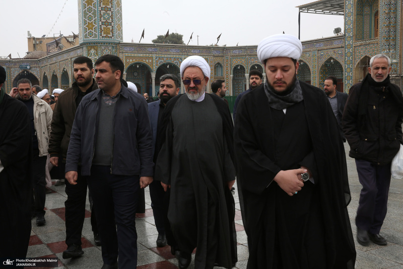 مراسم شییع و نماز