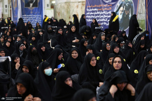 مراسم بیست‌و‌نهمین سالگرد ارتحال حاج سید احمد خمینی و بزرگداشت آیت‌الله بجنوردی در حرم امام