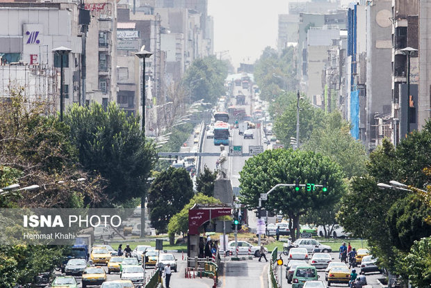 گرمای این روزها آدم را کلافه می‌کند...