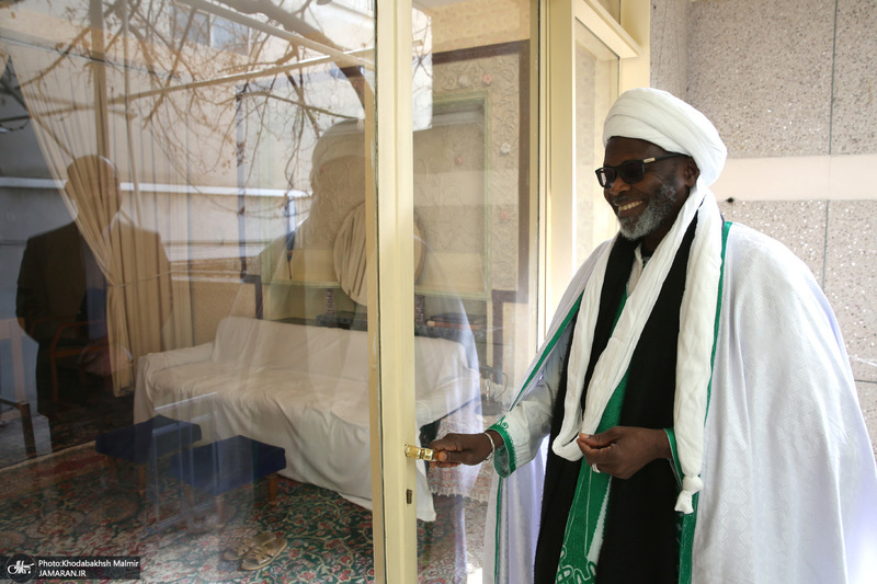 بازدید رهبر شیعیان کشور غنا از بیت امام خمینی در جماران