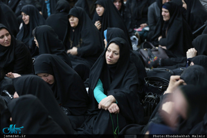 مراسم عزاداری شب شهادت حضرت زهرا(س) در حرم امام خمینی (س)