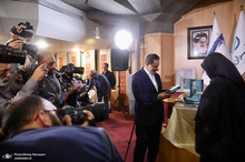 مراسم رونمایی از کتاب «در اندیشه ایران، روایت ۸ سال معاون اولی» نوشته اسحاق جهانگیری 