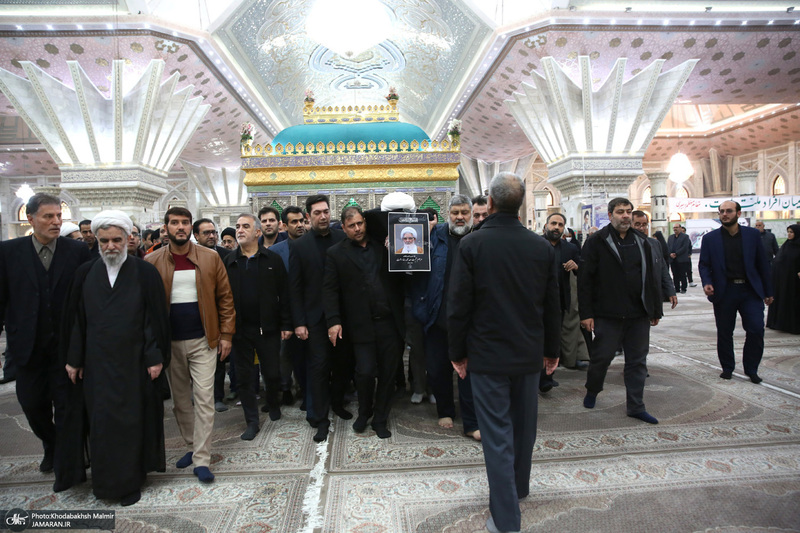 مراسم تشییع آیت الله رحمت (ره)  در حرم مطهر امام خمینی(س)