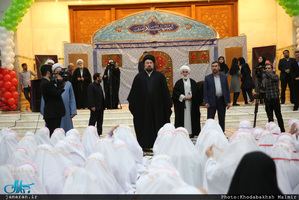 مراسم جشن تکلیف دانش آموزان دختر در حرم مطهر امام خمینی(س) 