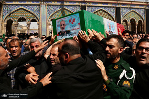 مراسم تشییع پیکر شهیدان سردار حسین سلامی و مسعود شانه ای