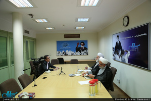 حضور حجج اسلام و المسلمین انصاری و مصباحی مقدم در جماران