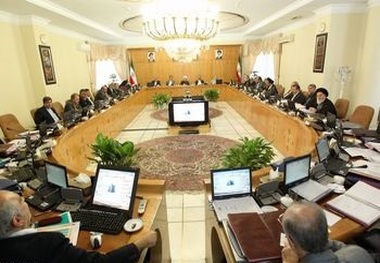  6 مطالبه رئیس جمهور از رییس کل جدید بیمه مرکزی 