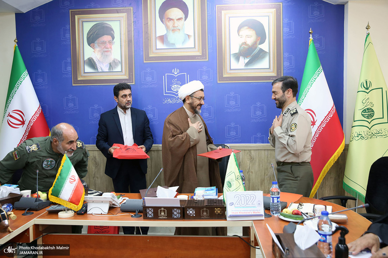 دیدار پیشکسوتان رژه 19 تیر 1358 با رییس موسسه تنظیم و نشر آثار امام خمینی (س)