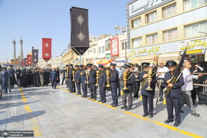 دسته عزاداری خادمین حرم مطهر حضرت معصومه (س) در سالروز شهادت امام رضا (ع)
