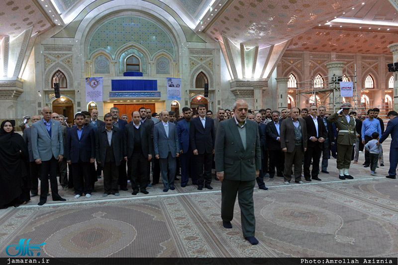 تجدید میثاق وزیر، معاونان وزارت نیرو با آرمان‌های امام خمینی(س) 