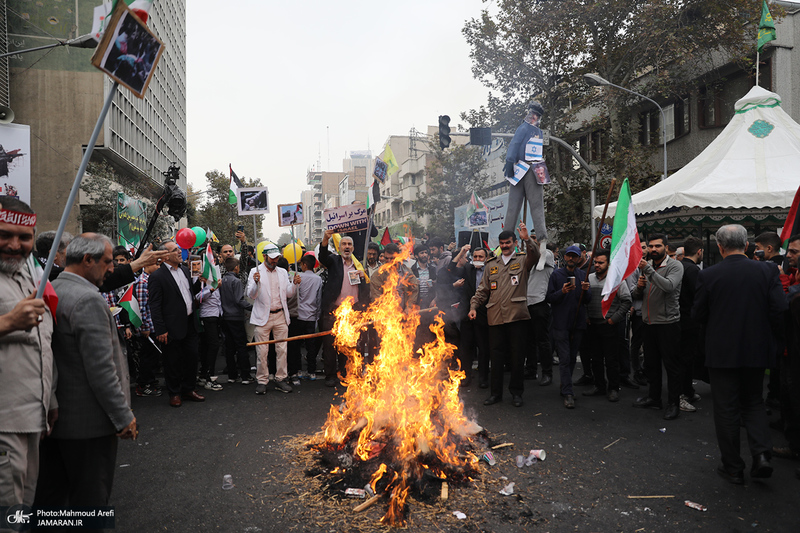 راهپیمایی باشکوه 13 آبان در تهران - 1