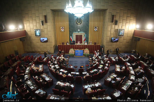 گزارش کامل آخرین روز سومین اجلاسیه دوره پنجم مجلس خبرگان رهبری