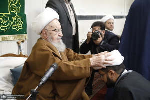 عمامه گذاری طلاب توسط مراجع عظام تقلید در روز میلاد امام علی (ع)‎