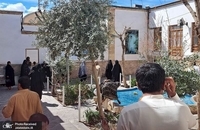 بازدید گردشگران نوروزی از بیت حضرت امام در قم