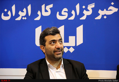 عقلانیت درباره دریاچه ارومیه کمتر دیده شده است  احداث میان ‌گذر گردش آب اکوسیستم دریاچه را به هم زده است