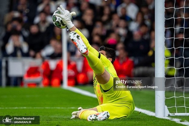 عکس و ویدیو| پنالتی چیپ ساکا به رئال؛ دست های نجات بخش کورتوا