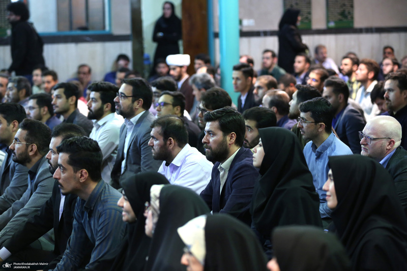 تجدید میثاق جمعی از نخبگان با آرمان های امام خمینی (س)