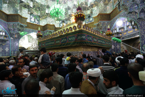 تصاویر زیبایی از حرم مطهر کریمه اهل بیت(س) در شب میلاد حضرت علی(ع)